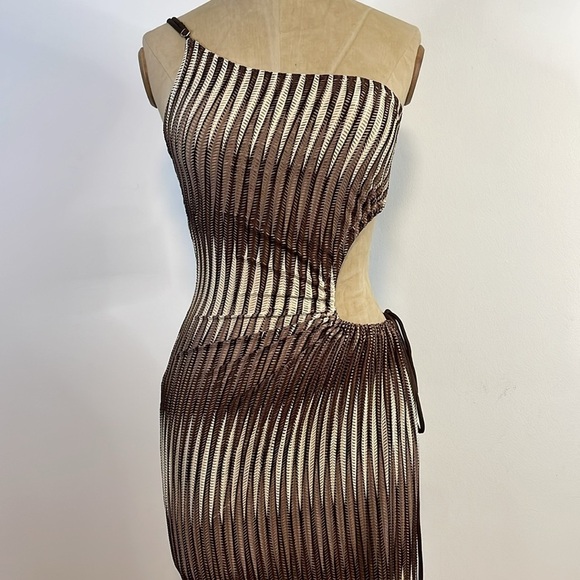 NWT Fashion Nova Dress X-Small Paradise Maxi Brown Cream Open Side High Slit - Picture 5 of 14